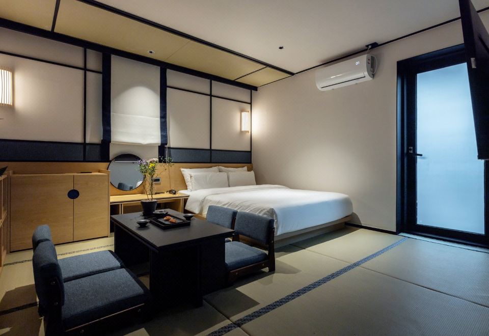 3. 미타스야 료칸 ..