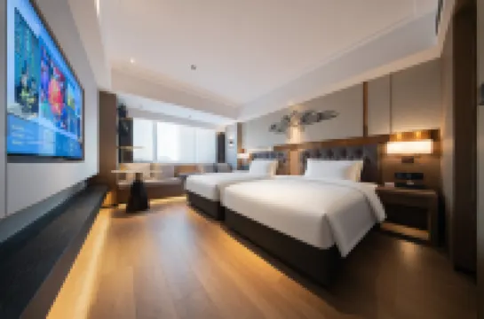 Giorgio Morandi  Weifang Taihua sinomall &Railway Station Store