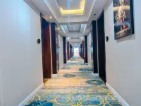 MasterCard (Passenger Transport Center Station)