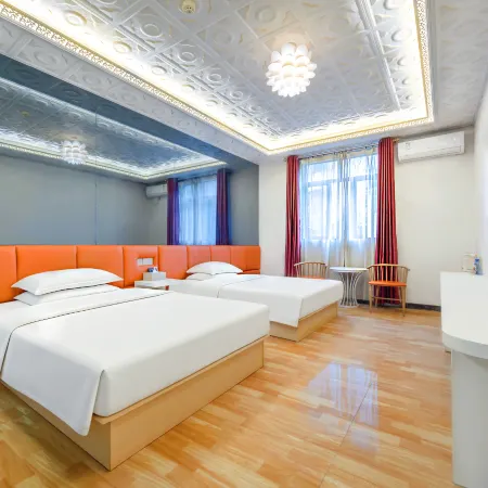 18 HOTEL