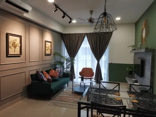 HIJAU Geniehome 2BR1studio Free 99mbps WIFI and Carpark at Utropolis Shah Alam
