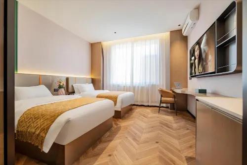 Longhua Hotel (Lanzhou Yuzhong Damingcheng A District)