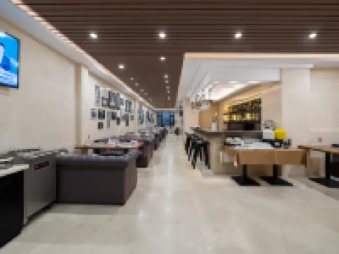 Rose Holiday Hotel