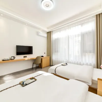 Dali East Shore Cangshan-Erhai Homestay Hotels near Dali Airport