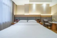 Hejin Jinyuan Light Luxury Hotel