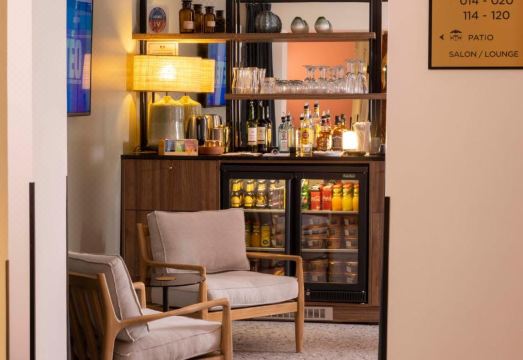 호텔 드 라크뒤크 프런트