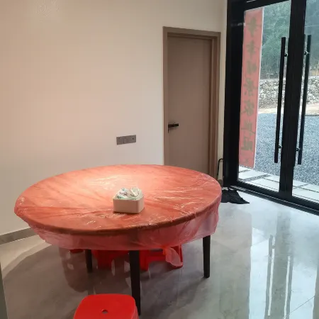 Shiyan Homestay (Sanqingshan Gangshou Cableway)
