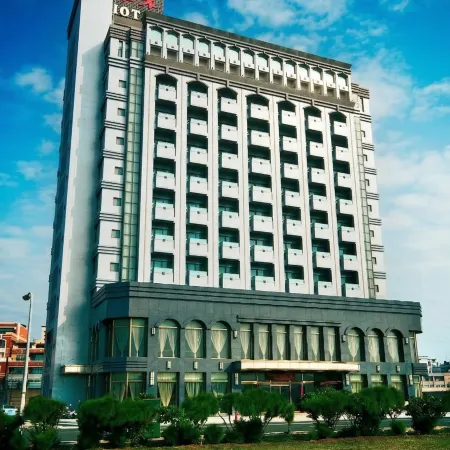 Yaling Hotel