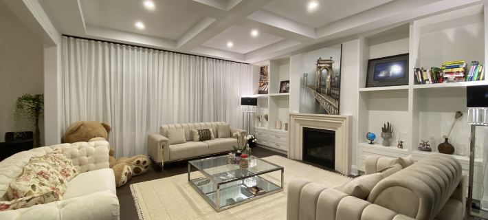 Modern. Bright. Brand New central North York home 토론토 호텔