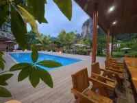 โรงแรมเยว่เซียงเปียนเฉิง ต้าซิน เคาน์ตี้ - สระว่ายน้ำแบบอินฟินิตี้
