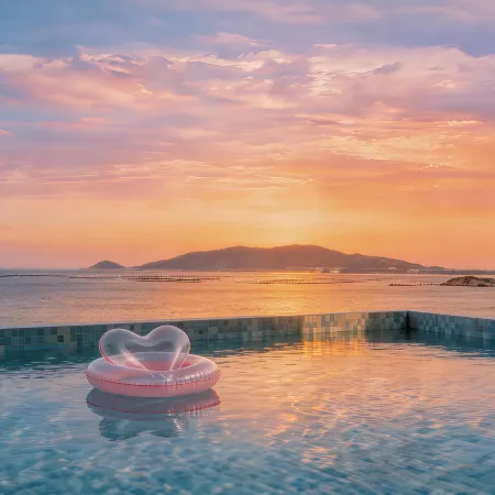 SIXPENCE Moonlight Seaview Homestay (Pingtan Huandao East Road)