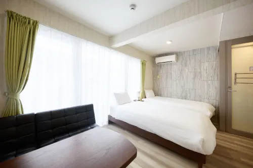 New Normal Condo in KENCHOMINAMIGUCHI - Apartments