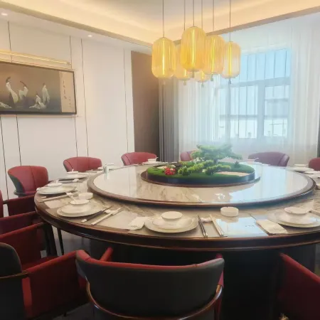 Shengqiang Hotel