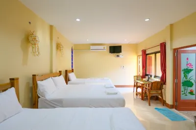 Huan Soontaree Hotels near Ban Phe