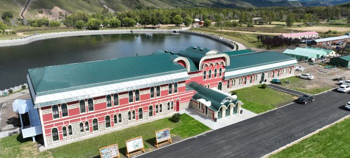 古營河自駕露營度假區 โรงแรมในจาหลันถุน