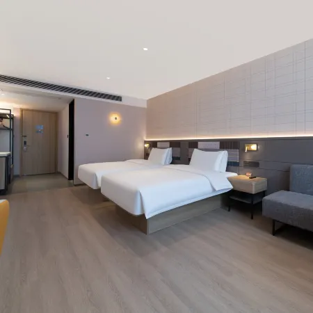 Homeinn Plus Hotel (Liu'an Railway Station Longhe West Road Branch)