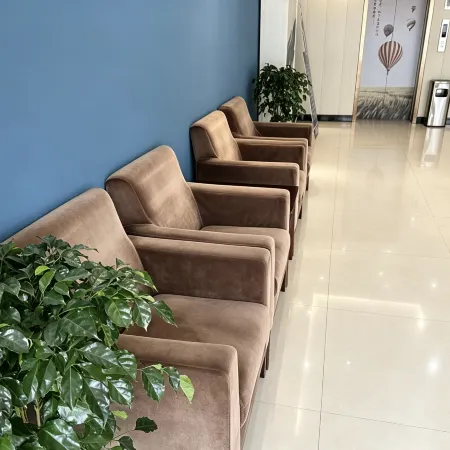 Aihang Express Hotel (Linyi Pedestrian Street Branch)