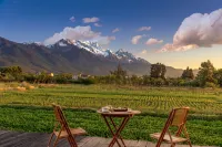 Mishan Guiyun Snow Mountain Panoramic View Pu'er Tea Fragrance Holiday Home - balcony