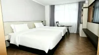 Junhao Hotel (Dongyang Woodcarving City Wumatang)