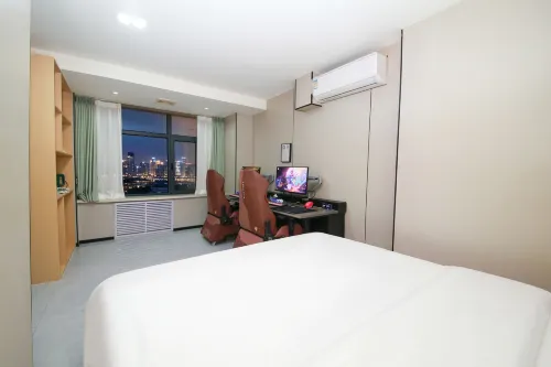 LUOSI E-sports Hotel (Lanzhou Xiguan) - E-sport
