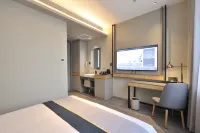 Homeinn Selected Hotel (Hohhot Xincheng District Xinhua Square Subway Station)