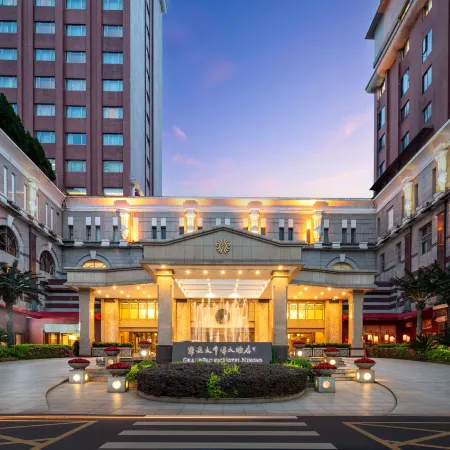 Grand Pacific Hotel