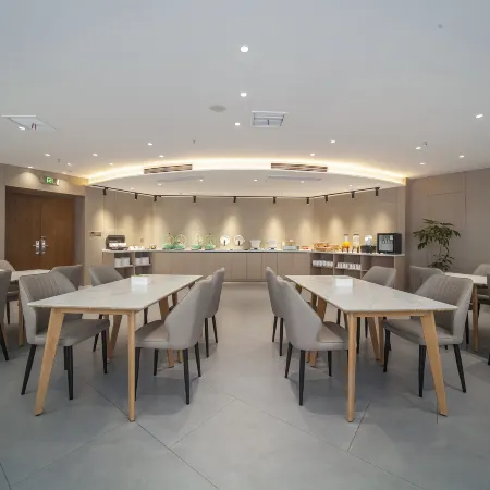 Meicheng Hotel (Zhenjiang Xijindu Branch)