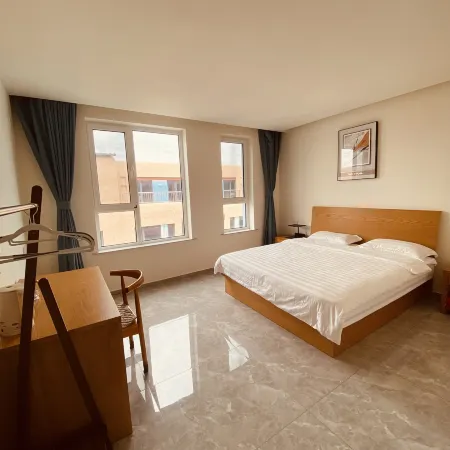 Luyao Homestay (Xiaoluanhe National Wetland Park)