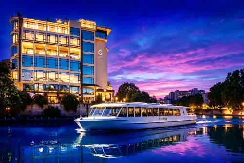 Global Village Elegant Lijiang Hotel (Guilin Two Rivers and Four Lakes Xiangbishan Branch) - spa