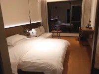 Li · Huanxi Banshan | Resort Hotel (Bipenggou Scenic Area) - 2-Star