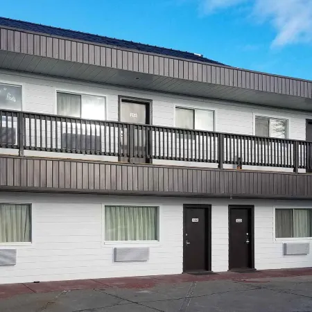 Motel 6 Cranbrook, BC