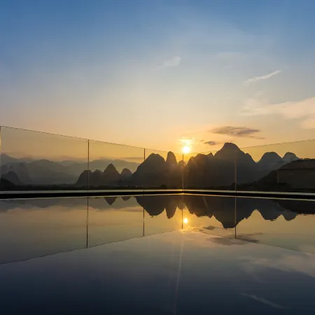 Yintianju Panoramic Light Luxury Hotel (Xingping Ancient Town)