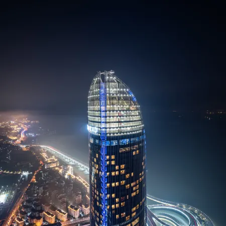 AMOY Egret Seaview Trendy Homestay (Xiamen University Shimao Twin Towers)