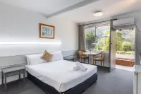 The Grampians Motel - Motels
