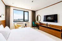 Grand Luxury Hotel Ninh Chu - Park Yeri