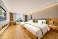 GreenTree Inn Express Hotel - parking