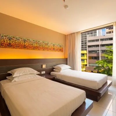 Kinabalu Daya Hotel at Gaya Street Các khách sạn gần Tháp đồng hồ Atkinson