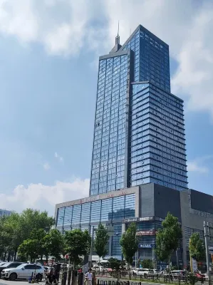 SMILE · DESIGNER HOTEL (Changchun Hongqi Street Wanda Plaza Branch) - 3-Star