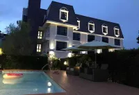 Palette Marquise Boutique Hotel - 駐車場