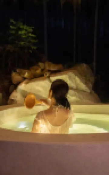 Anji Jane Eyre Hot Spring B&B