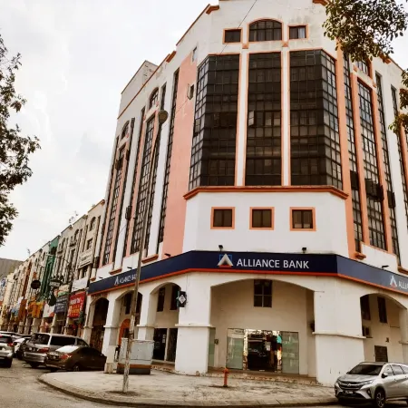 1 Orange Hotel Kuchai Lama Kuala Lumpur Отели рядом с достопримечательностью «Арена «Мега Стар»»