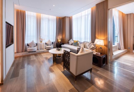 3. 레젠 롱구 호텔..