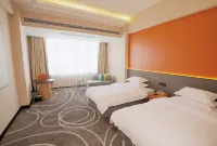Cloud Intelligent Hotel (Lianjiang Xinyi Middle School) Hotels in Lianjiang