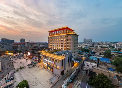 Kaifeng Drum Tower Square Qingming Shangheyuan Manxin Hotel Отели рядом с достопримечательностью «Автобусная станция Кайфунг»