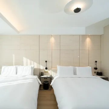 Hotel Eliena Seoul Gangnam Отели рядом с достопримечательностью «Ресторан Vault Steak House»