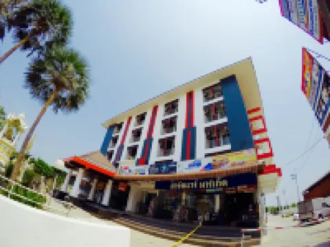 Thanarom Place Hotels in Phan Thong