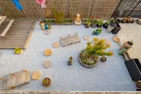Flower Hotel Yiding Country House Homestay Hotels near Dongping National Forest Park
