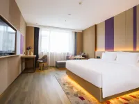 Lavande Hotel (Shenyang Zhengyang Street Forbidden City Huaiyuanmen Subway Station) Hotels near Shenhe