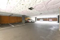 Sugar Hotel - parcheggio