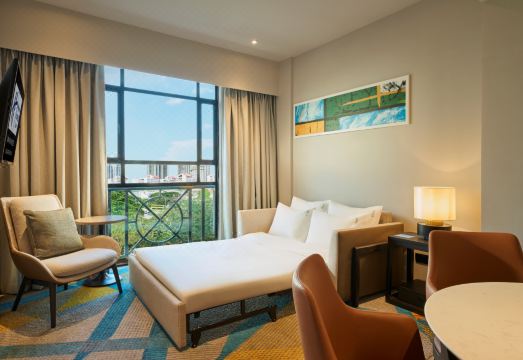 Holiday Inn Express & Suites SINGAPORE NOVENA Hotel Overview